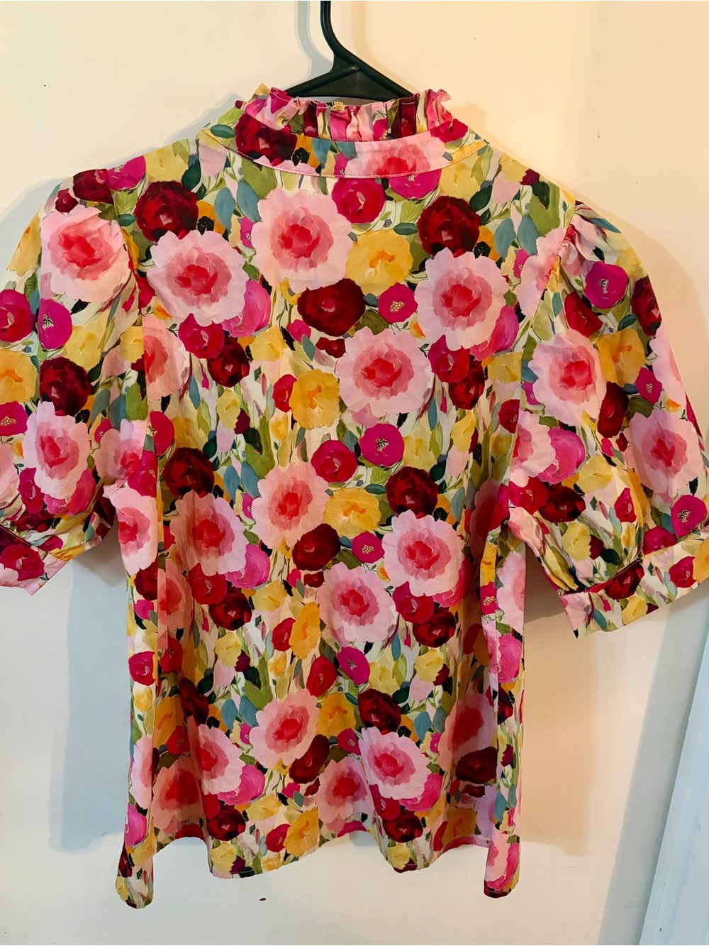 entro Bright Floral Ruffled V-Neck Blouse in Pink and Yellow - Picture 4 of 5